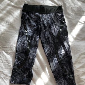 Adidas by Stella McCartney printed 3/4 leggings